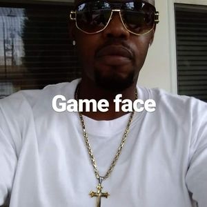 Meet your Posher, Emilio